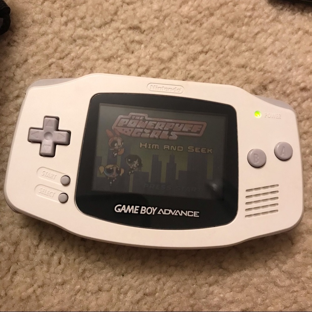 Game Boy Advance White and Games - Picture 5 of 5